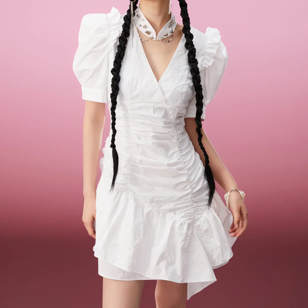 Mukzin Elegant Original Temperament Cheongsam V-Neck White Ruffles Nwt